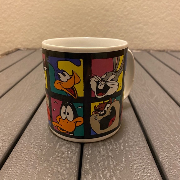 Loony Tunes Coffee Cup - Picture 3 of 8